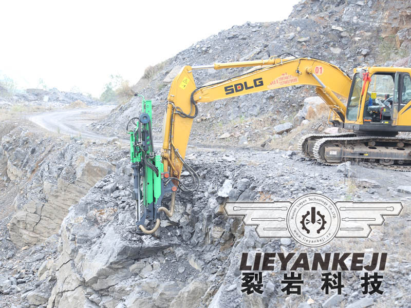 巖石劈裂機(jī) 巖石劈裂機(jī)