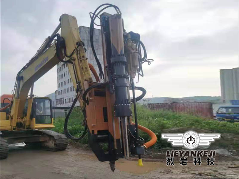 大型機載巖石劈裂機 大型機載巖石劈裂機